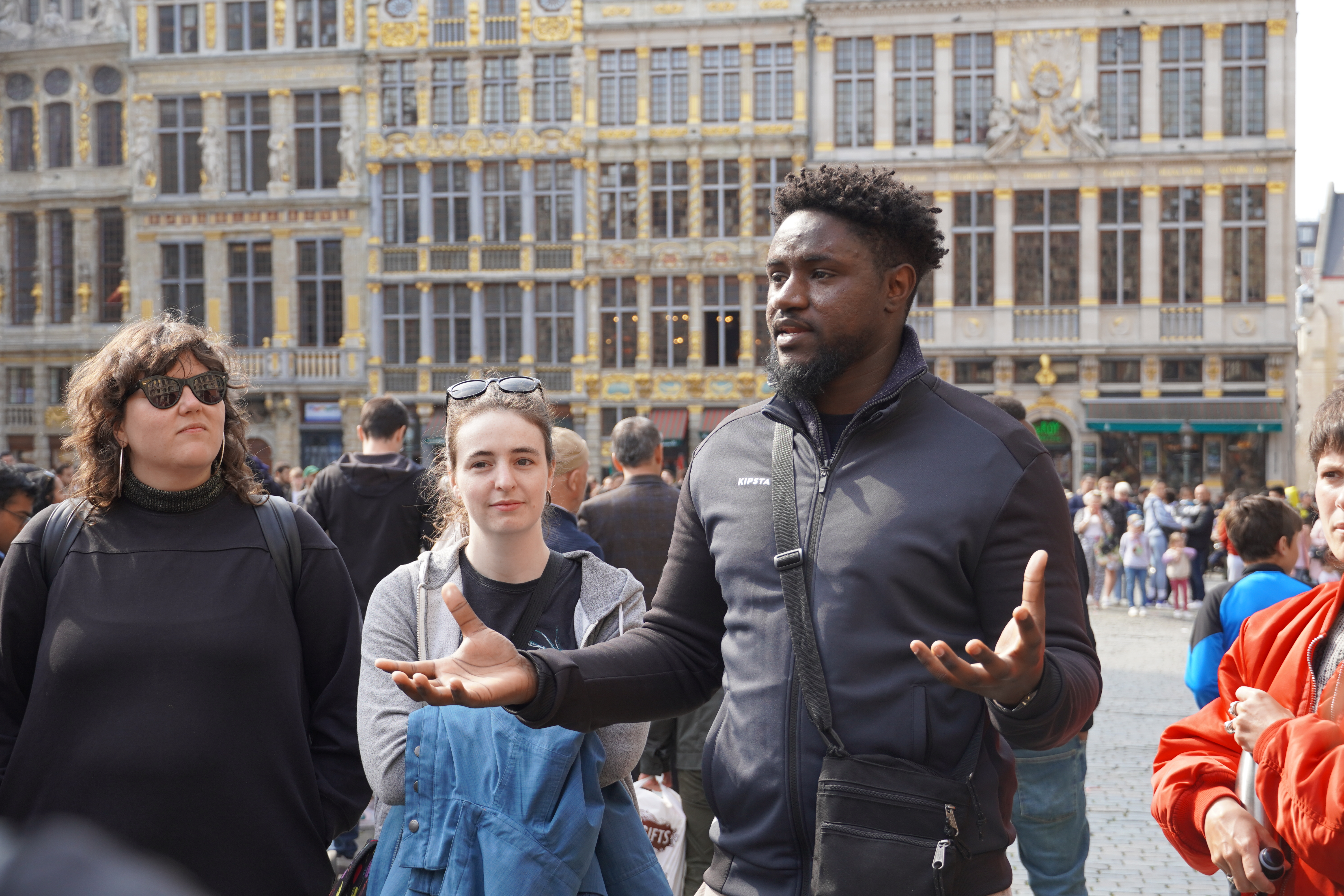 Decolonial Tour of Brussels with Collectif Mémoire Coloniale et Lutte Contre les Descriminations (image: Cifas)